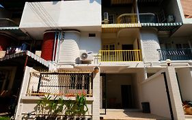 Float'S House